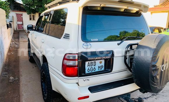 Tenga Tsaru Toyota Land Cruiser Prado Chena Mota in Maputo in Maputo Tenga Tsaru Toyota Land Cruiser Prado Chena Mota in Maputo in Maputo