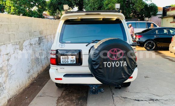 Tenga Tsaru Toyota Land Cruiser Prado Chena Mota in Maputo in Maputo Tenga Tsaru Toyota Land Cruiser Prado Chena Mota in Maputo in Maputo