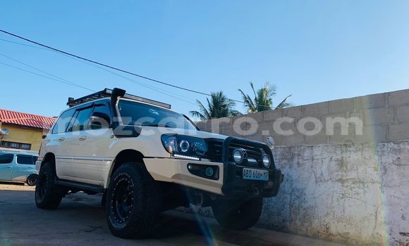 Tenga Tsaru Toyota Land Cruiser Prado Chena Mota in Maputo in Maputo Tenga Tsaru Toyota Land Cruiser Prado Chena Mota in Maputo in Maputo