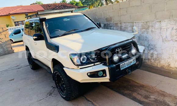 Tenga Tsaru Toyota Land Cruiser Prado Chena Mota in Maputo in Maputo Tenga Tsaru Toyota Land Cruiser Prado Chena Mota in Maputo in Maputo