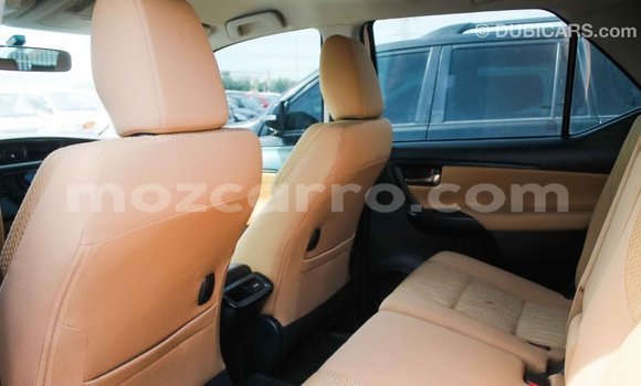 Comprar Importar Toyota Fortuner Branco Carro em Import - Dubai em Cabo Delgado Comprar Importar Toyota Fortuner Branco Carro em Import - Dubai em Cabo Delgado