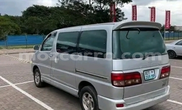 Nunua Ilio tumika Toyota Regius Nyingine Gari ndani ya Maputo nchini Maputo Nunua Ilio tumika Toyota Regius Nyingine Gari ndani ya Maputo nchini Maputo