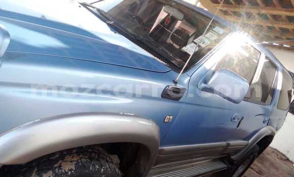 Nunua Ilio tumika Toyota Hilux Surf Bluu Gari ndani ya Maputo nchini Maputo Nunua Ilio tumika Toyota Hilux Surf Bluu Gari ndani ya Maputo nchini Maputo