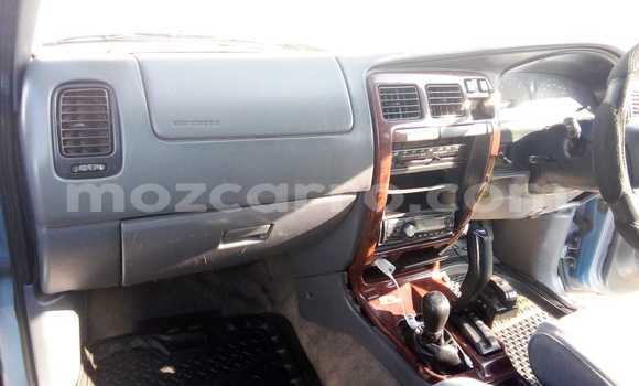Nunua Ilio tumika Toyota Hilux Surf Bluu Gari ndani ya Maputo nchini Maputo Nunua Ilio tumika Toyota Hilux Surf Bluu Gari ndani ya Maputo nchini Maputo