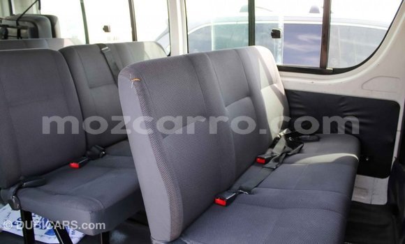 Comprar Importar Toyota Hiace Branco Carro em Import - Dubai em Cabo Delgado Comprar Importar Toyota Hiace Branco Carro em Import - Dubai em Cabo Delgado
