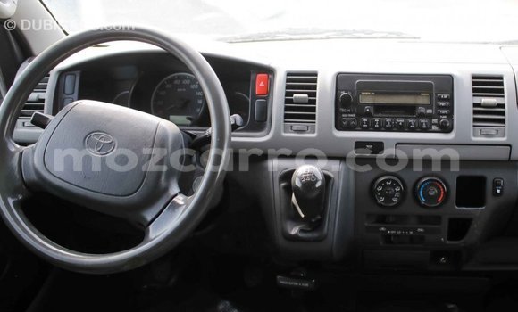 Comprar Importar Toyota Hiace Branco Carro em Import - Dubai em Cabo Delgado Comprar Importar Toyota Hiace Branco Carro em Import - Dubai em Cabo Delgado