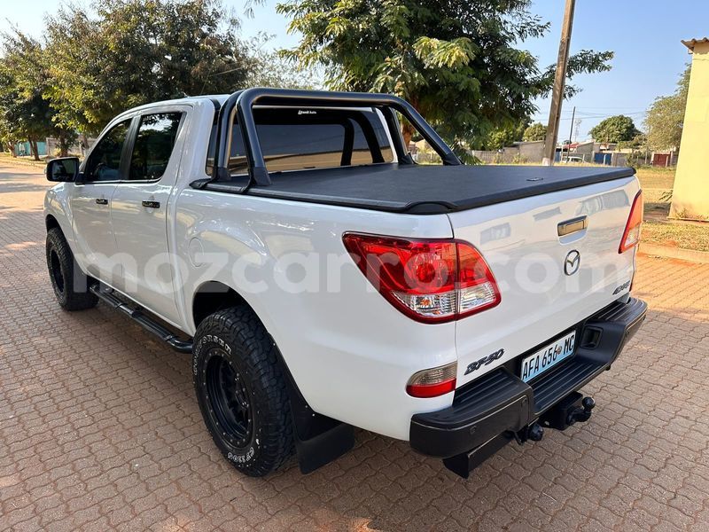 Big with watermark mazda bt 50 maputo maputo 16157