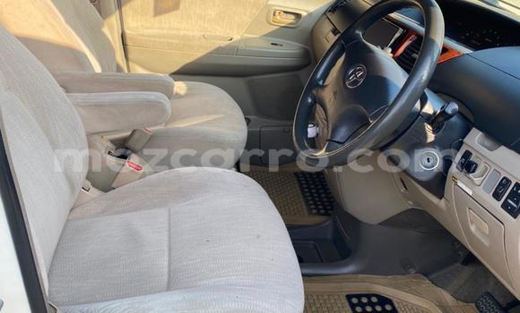 Buy Used Toyota Noah White Car in Maputo in Maputo Buy Used Toyota Noah White Car in Maputo in Maputo
