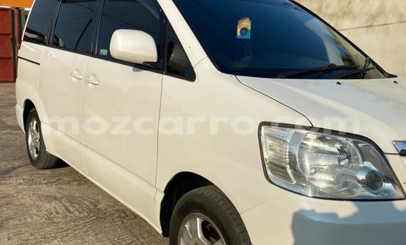 Buy Used Toyota Noah White Car in Maputo in Maputo Buy Used Toyota Noah White Car in Maputo in Maputo