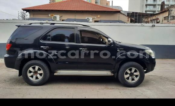 Nunua Ilio tumika Toyota Fortuner Nyeusi Gari ndani ya Maputo nchini Maputo Nunua Ilio tumika Toyota Fortuner Nyeusi Gari ndani ya Maputo nchini Maputo