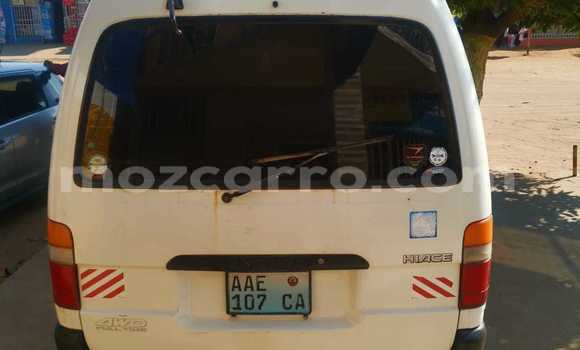 Nunua Ilio tumika Toyota Hiace Nyeupe Gari ndani ya Maputo nchini Maputo Nunua Ilio tumika Toyota Hiace Nyeupe Gari ndani ya Maputo nchini Maputo