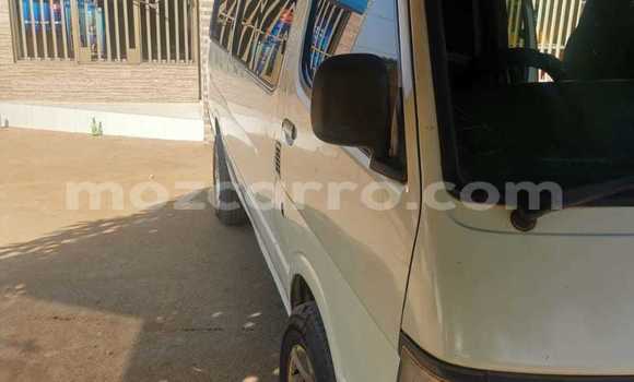 Nunua Ilio tumika Toyota Hiace Nyeupe Gari ndani ya Maputo nchini Maputo Nunua Ilio tumika Toyota Hiace Nyeupe Gari ndani ya Maputo nchini Maputo