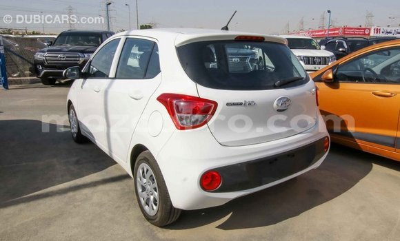 Comprar Importar Hyundai i10 Branco Carro em Import - Dubai em Cabo Delgado Comprar Importar Hyundai i10 Branco Carro em Import - Dubai em Cabo Delgado