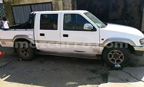 Tenga Tsaru Isuzu KB Bhurawuni Mota in Maputo in Maputo Tenga Tsaru Isuzu KB Bhurawuni Mota in Maputo in Maputo