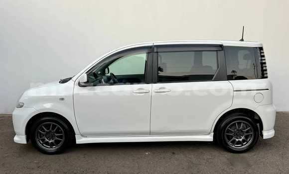 Buy Used Toyota Sienta White Car in Maputo in Maputo Buy Used Toyota Sienta White Car in Maputo in Maputo