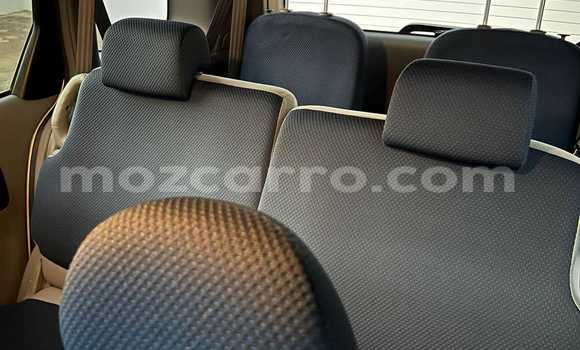 Buy Used Toyota Sienta White Car in Maputo in Maputo Buy Used Toyota Sienta White Car in Maputo in Maputo