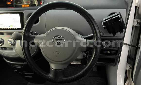 Buy Used Toyota Sienta White Car in Maputo in Maputo Buy Used Toyota Sienta White Car in Maputo in Maputo