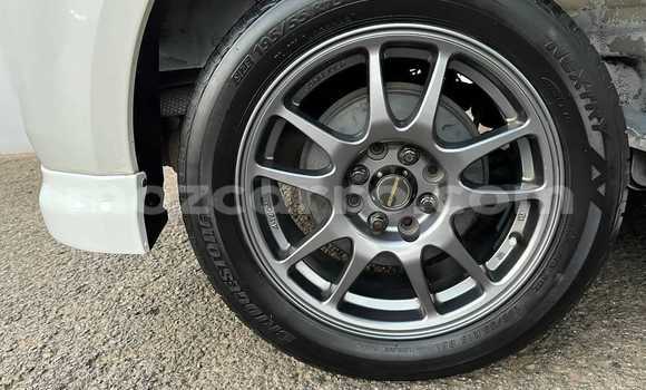 Buy Used Toyota Sienta White Car in Maputo in Maputo Buy Used Toyota Sienta White Car in Maputo in Maputo