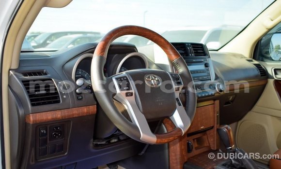 Tenga Imported Toyota Prado Chena Mota in Import - Dubai in Cabo Delgado Tenga Imported Toyota Prado Chena Mota in Import - Dubai in Cabo Delgado