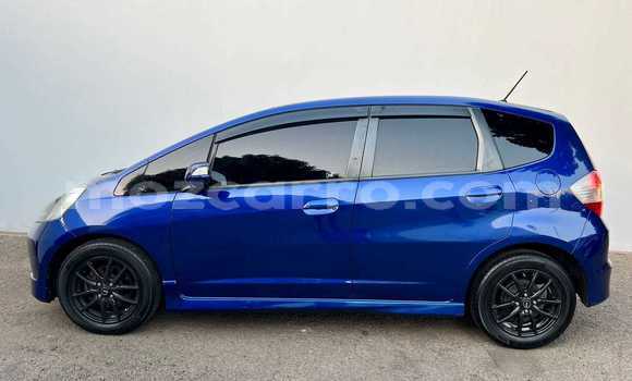 Buy Used Honda Fit Blue Car in Maputo in Maputo Buy Used Honda Fit Blue Car in Maputo in Maputo