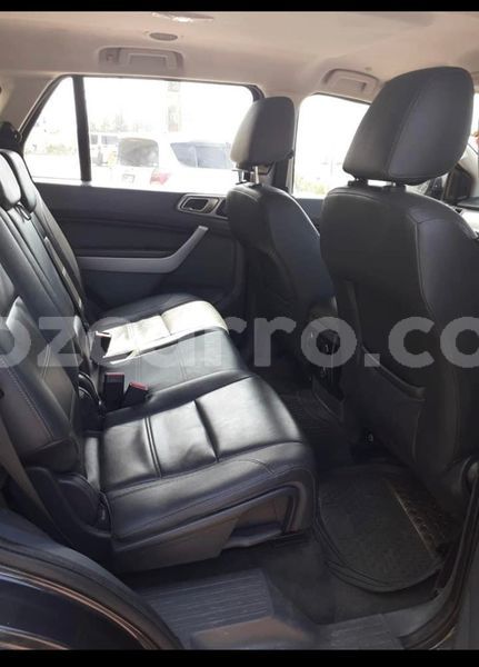 Big with watermark ford everest maputo maputo 16211