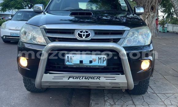 Buy Used Toyota Fortuner Black Car in Maputo in Maputo