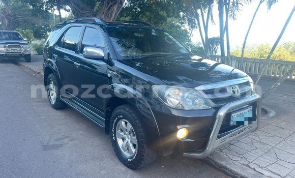 Buy Used Toyota Fortuner Black Car in Maputo in Maputo Buy Used Toyota Fortuner Black Car in Maputo in Maputo