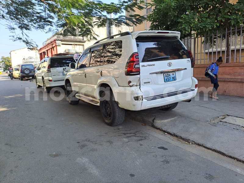 Big with watermark toyota land cruiser prado maputo maputo 16219