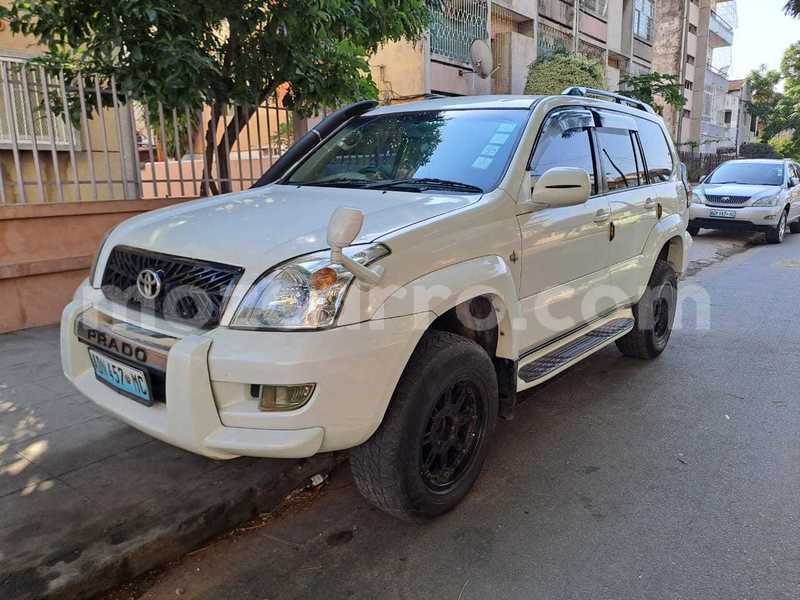 Big with watermark toyota land cruiser prado maputo maputo 16219