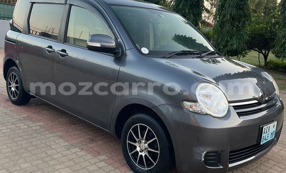 Comprar Usado Toyota Sienta Prata Carro em Maputo em Maputo Comprar Usado Toyota Sienta Prata Carro em Maputo em Maputo