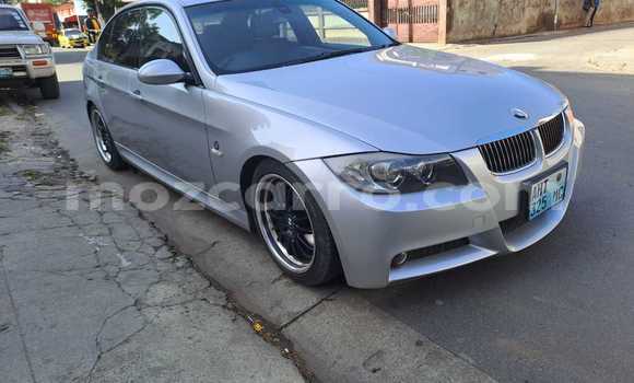 Nunua Ilio tumika BMW 3-Series Fedha Gari ndani ya Maputo nchini Maputo Nunua Ilio tumika BMW 3-Series Fedha Gari ndani ya Maputo nchini Maputo