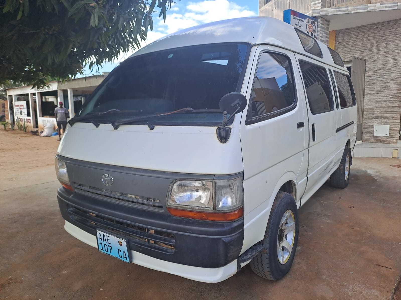 Toyota hiace For Sale in Mozambique at Best Prices | UsedCars.co.mz