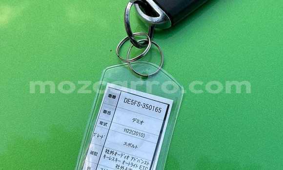 Comprar Usado Mazda Demio Verde Carro em Maputo em Maputo Comprar Usado Mazda Demio Verde Carro em Maputo em Maputo