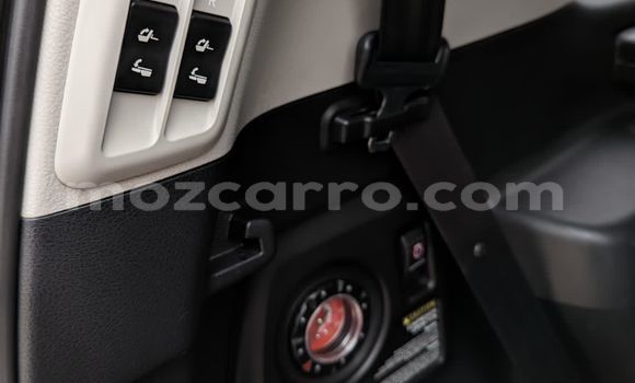 Comprar Usado Toyota Land Cruiser Prado Prata Carro em Maputo em Maputo Comprar Usado Toyota Land Cruiser Prado Prata Carro em Maputo em Maputo