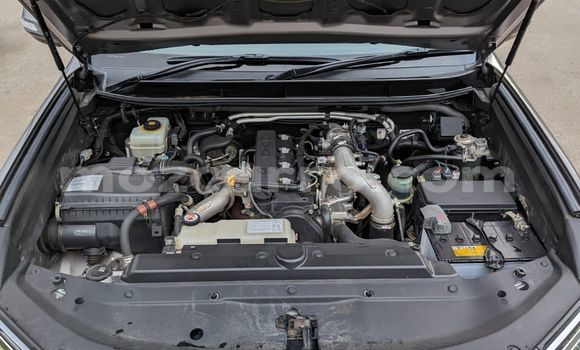 Comprar Usado Toyota Land Cruiser Prado Prata Carro em Maputo em Maputo Comprar Usado Toyota Land Cruiser Prado Prata Carro em Maputo em Maputo