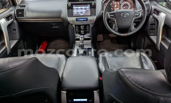 Comprar Usado Toyota Land Cruiser Prado Prata Carro em Maputo em Maputo Comprar Usado Toyota Land Cruiser Prado Prata Carro em Maputo em Maputo
