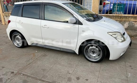 Nunua Ilio tumika Toyota IST Nyeupe Gari ndani ya Maputo nchini Maputo Nunua Ilio tumika Toyota IST Nyeupe Gari ndani ya Maputo nchini Maputo