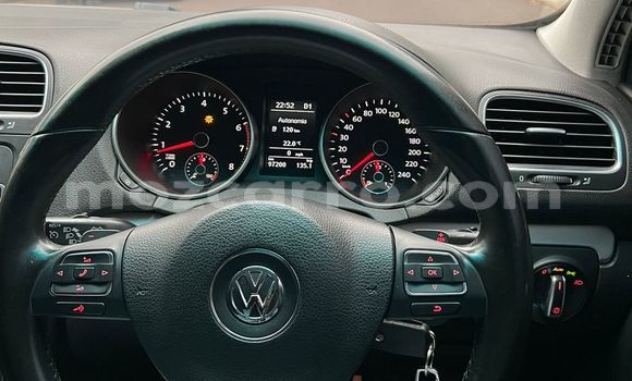 Nunua Ilio tumika Volkswagen Golf Fedha Gari ndani ya Maputo nchini Maputo Nunua Ilio tumika Volkswagen Golf Fedha Gari ndani ya Maputo nchini Maputo