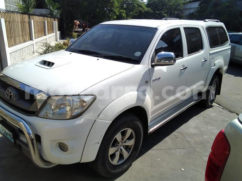 Big with watermark toyota hilux maputo maputo 16253