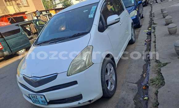 Buy Used Toyota Raum Silver Car in Maputo in Maputo Buy Used Toyota Raum Silver Car in Maputo in Maputo