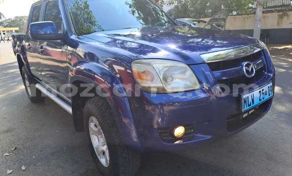 Nunua Ilio tumika Mazda BT-50 Bluu Gari ndani ya Maputo nchini Maputo Nunua Ilio tumika Mazda BT-50 Bluu Gari ndani ya Maputo nchini Maputo
