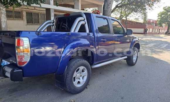Nunua Ilio tumika Mazda BT-50 Bluu Gari ndani ya Maputo nchini Maputo Nunua Ilio tumika Mazda BT-50 Bluu Gari ndani ya Maputo nchini Maputo