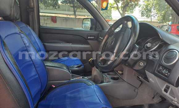 Nunua Ilio tumika Mazda BT-50 Bluu Gari ndani ya Maputo nchini Maputo Nunua Ilio tumika Mazda BT-50 Bluu Gari ndani ya Maputo nchini Maputo