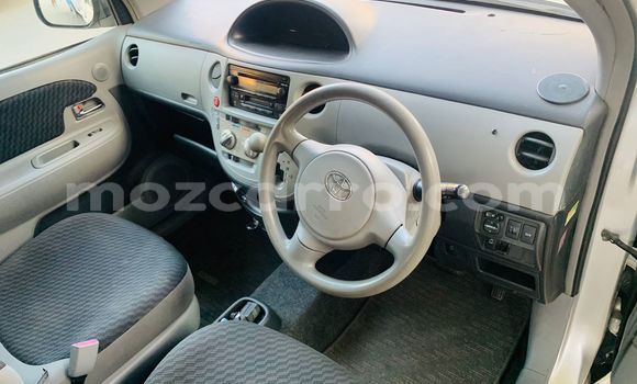 Comprar Usado Toyota Sienta Prata Carro em Maputo em Maputo Comprar Usado Toyota Sienta Prata Carro em Maputo em Maputo