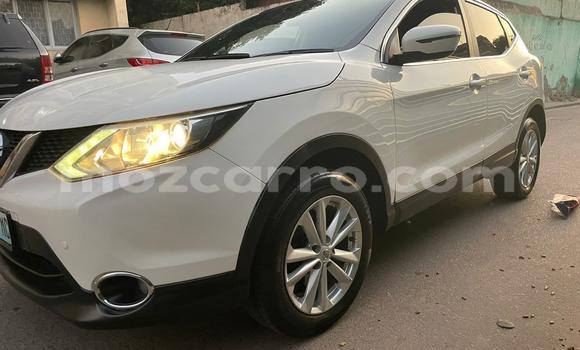 Buy Used Nissan Qashqai White Car in Maputo in Maputo Buy Used Nissan Qashqai White Car in Maputo in Maputo