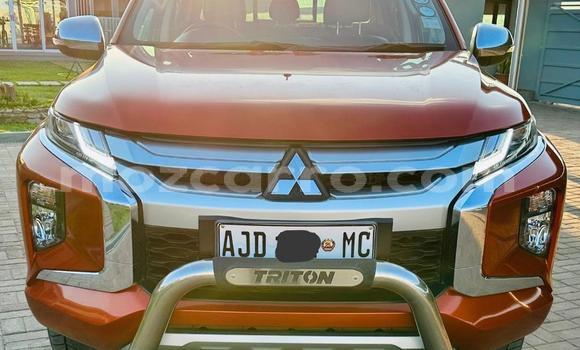 Nunua Ilio tumika Mitsubishi Triton Nyekundu Gari ndani ya Maputo nchini Maputo Nunua Ilio tumika Mitsubishi Triton Nyekundu Gari ndani ya Maputo nchini Maputo