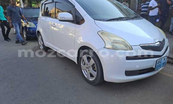 Buy Used Toyota Ractis White Car in Maputo in Maputo Buy Used Toyota Ractis White Car in Maputo in Maputo