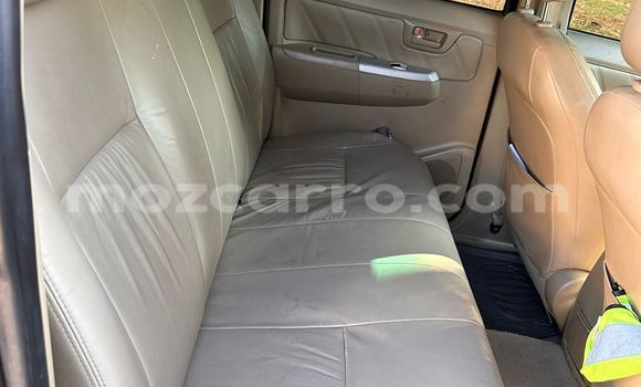 Buy Used Toyota Hilux Black Car in Maputo in Maputo Buy Used Toyota Hilux Black Car in Maputo in Maputo