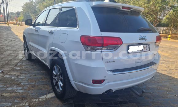 Tenga Tsaru Jeep Grand Cherokee Chena Mota in Maputo in Maputo Tenga Tsaru Jeep Grand Cherokee Chena Mota in Maputo in Maputo