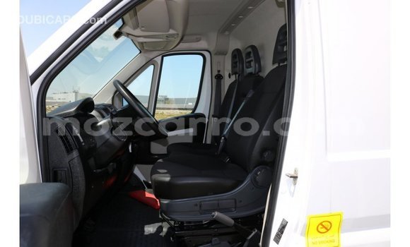 Comprar Importar Peugeot 106 Branco Carro em Import - Dubai em Cabo Delgado